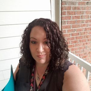 Meet your Posher, Krystal